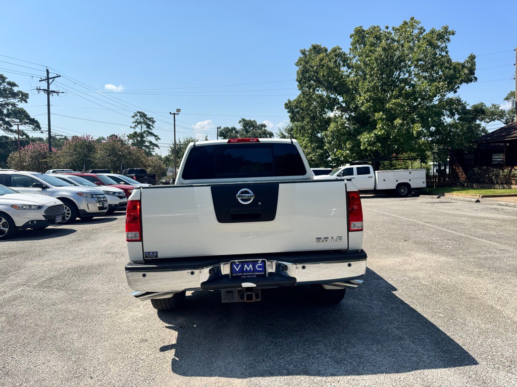 2010 Nissan Titan Image 7