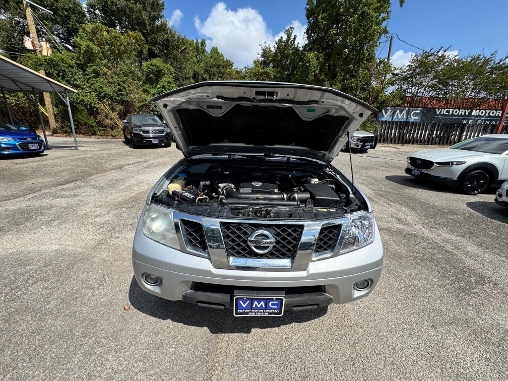 2019 Nissan Frontier Image 8
