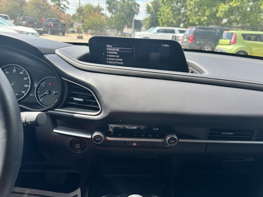 2025 Mazda CX-3 Image 17