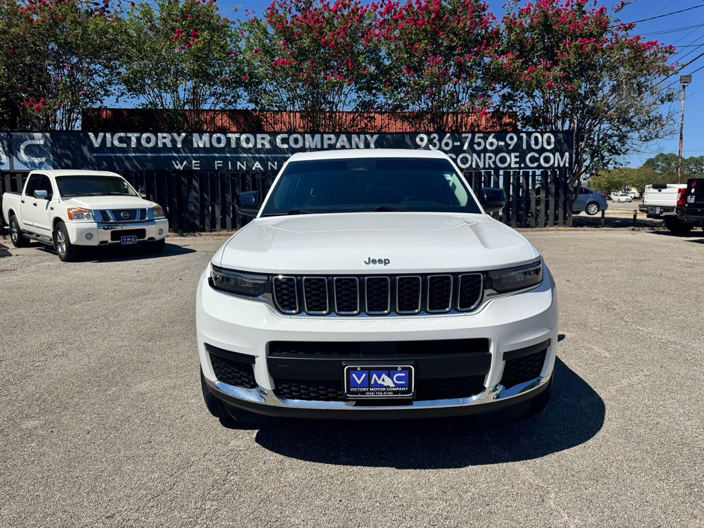 2022 Jeep Grand Cherokee Image 3