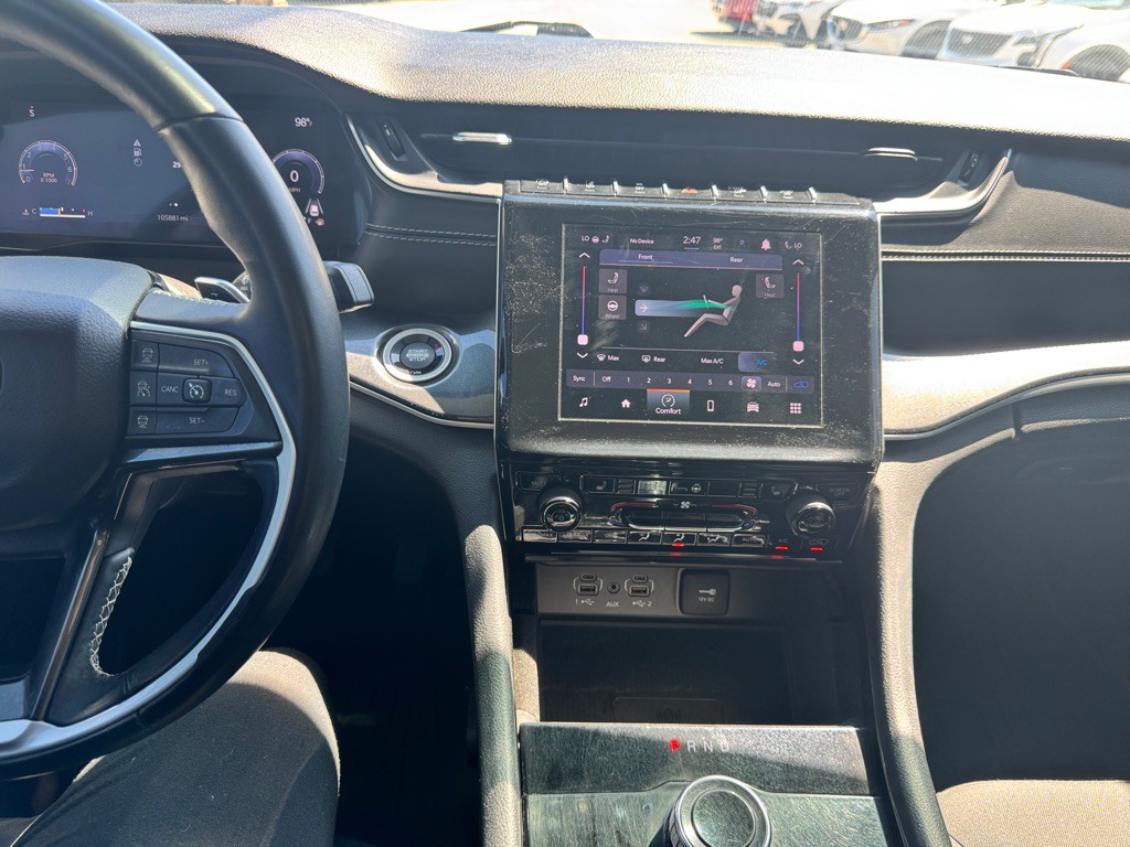 2022 Jeep Grand Cherokee Image 17