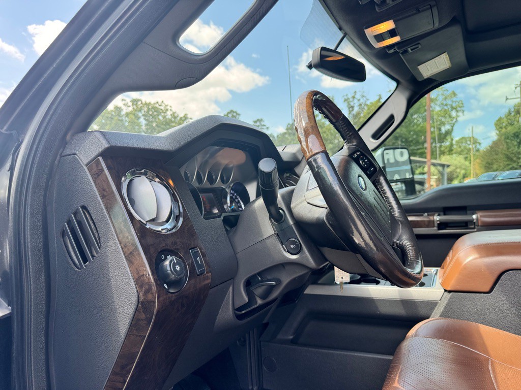2014 Ford F-250 Image 13