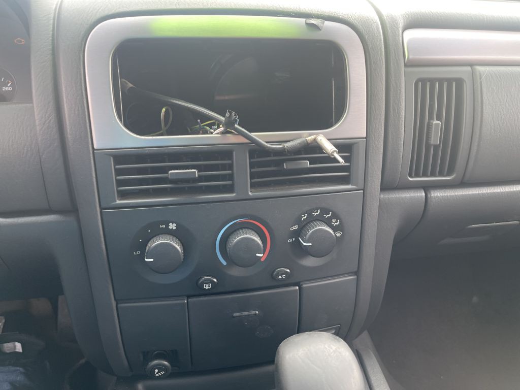 2001 Jeep Grand Cherokee Image 9