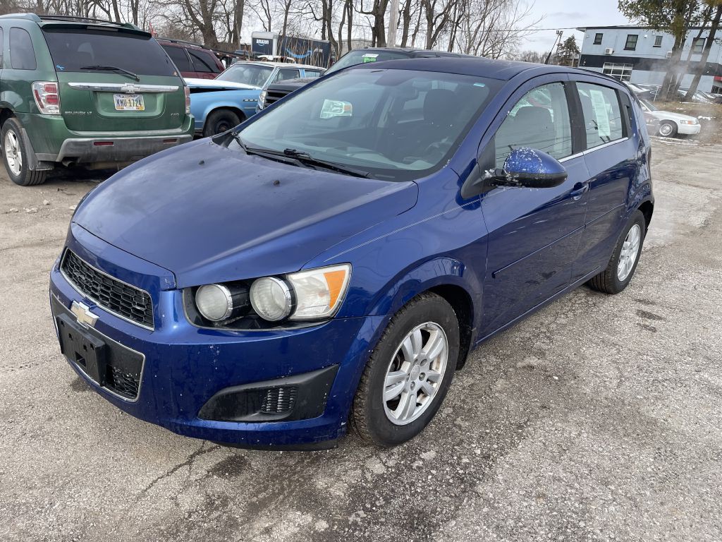 2013 Chevrolet Sonic Image 3