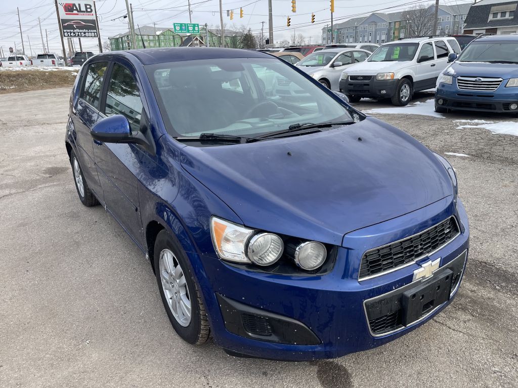 2013 Chevrolet Sonic Image 4