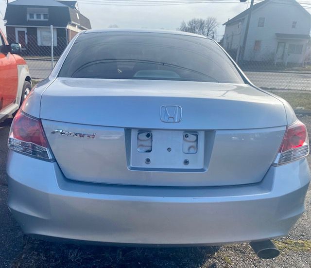 2008 Honda Accord Image 2