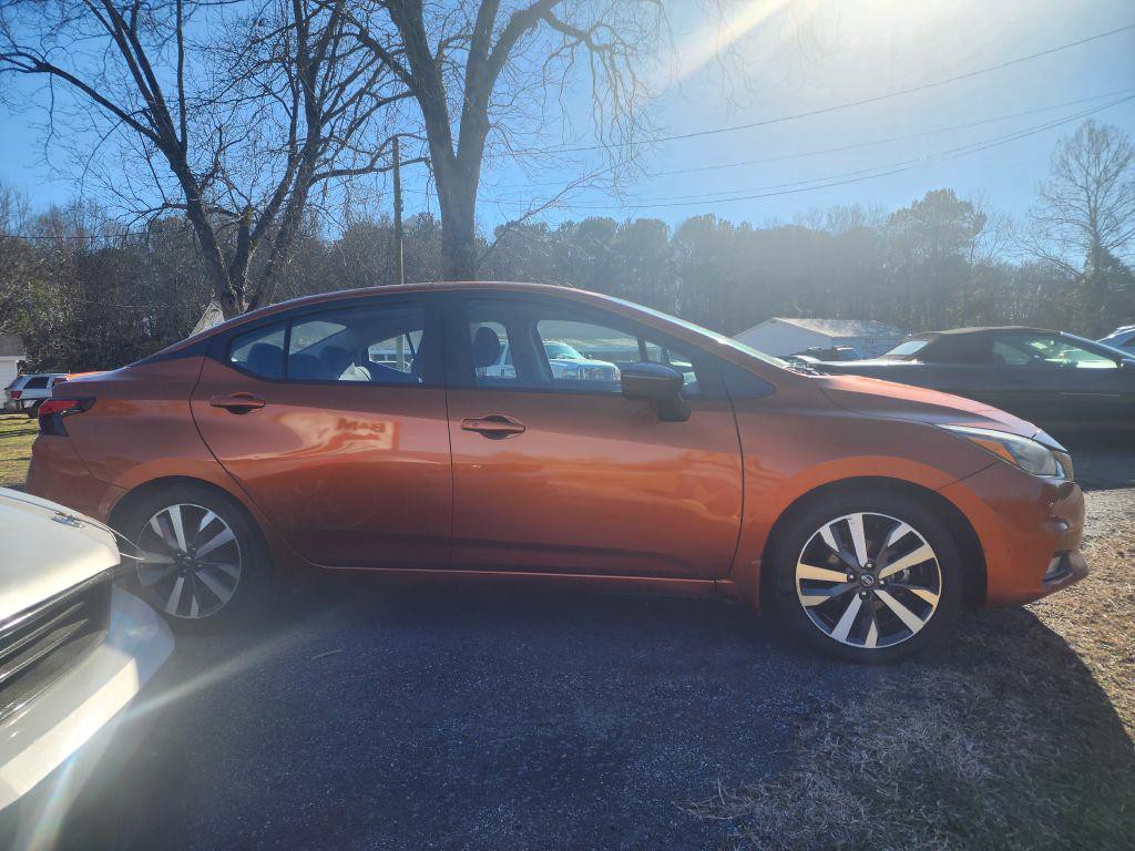 2021 Nissan Versa Image 1