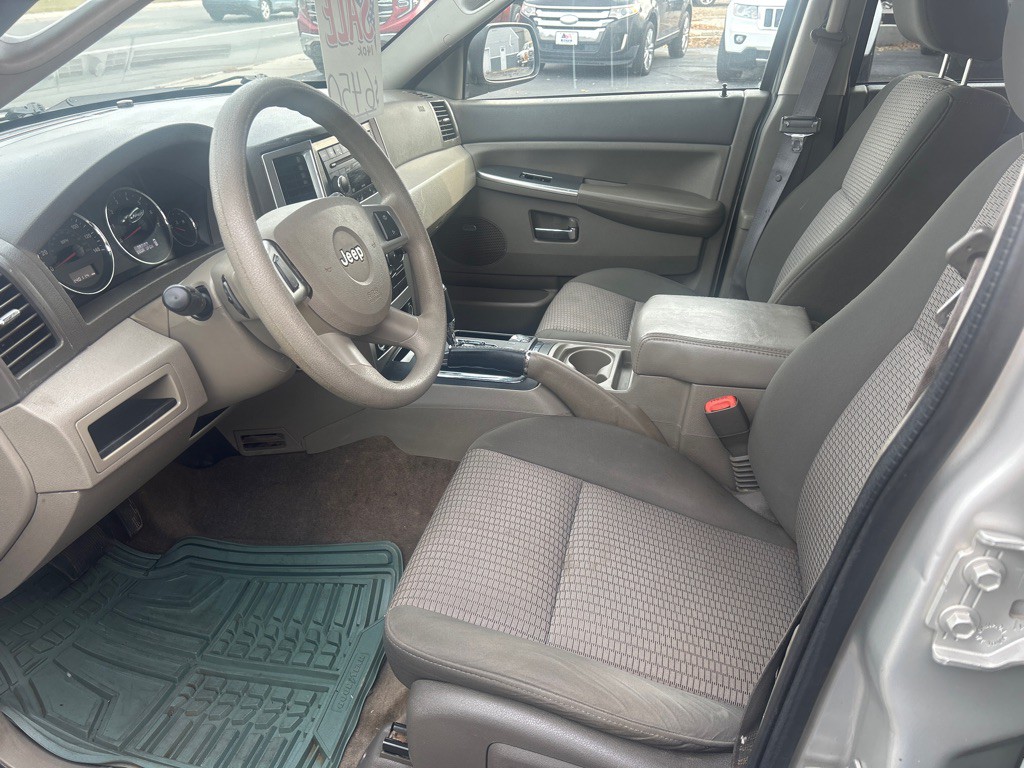 2009 Jeep Grand Cherokee Image 10