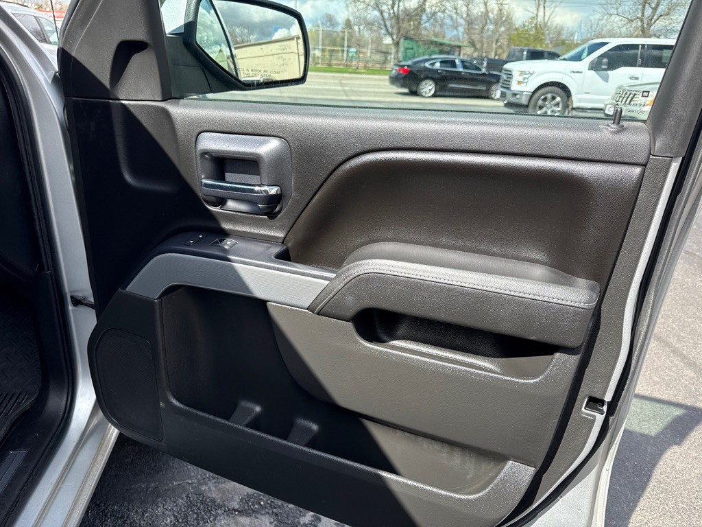 2015 Chevrolet Silverado 1500 Image 19