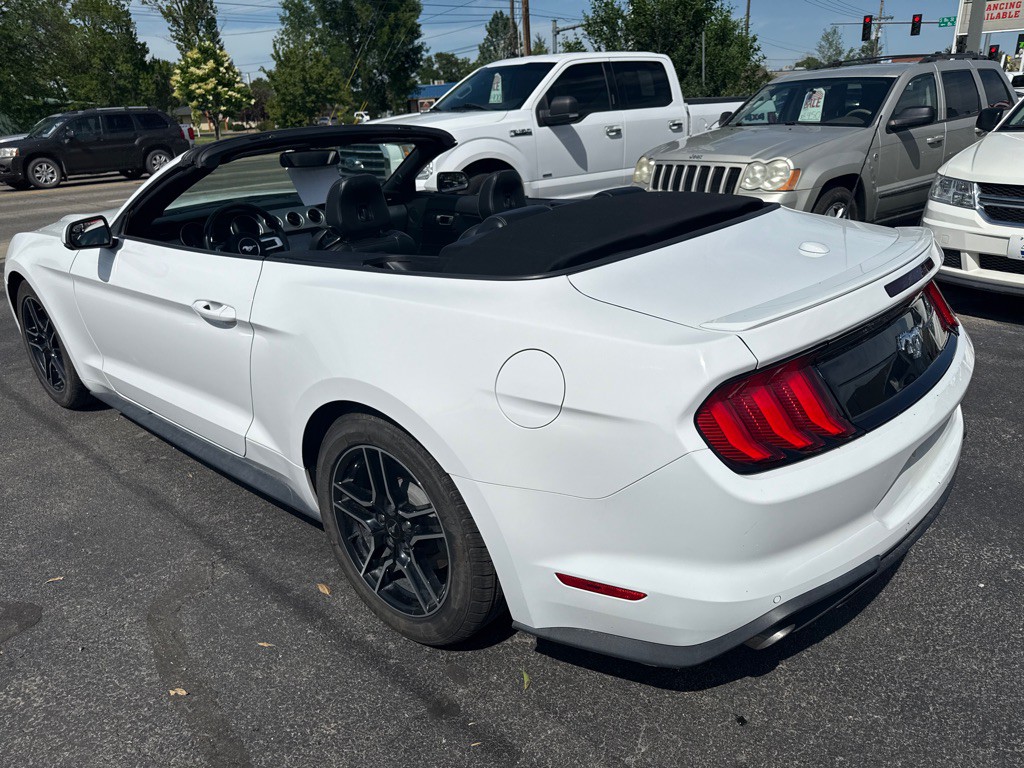 2019 Ford Mustang Image 7