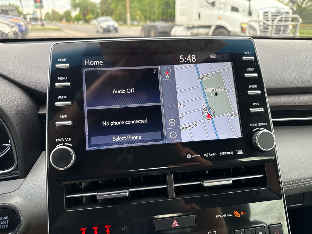 2019 Toyota Avalon Image 21