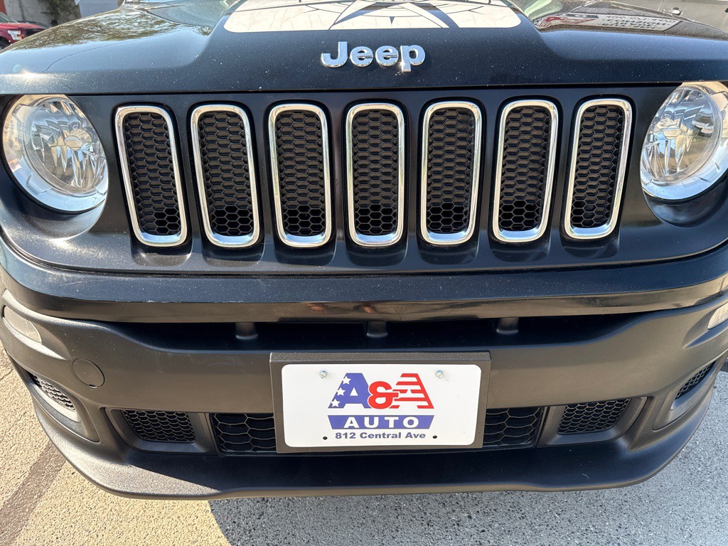 2018 Jeep Renegade Image 2