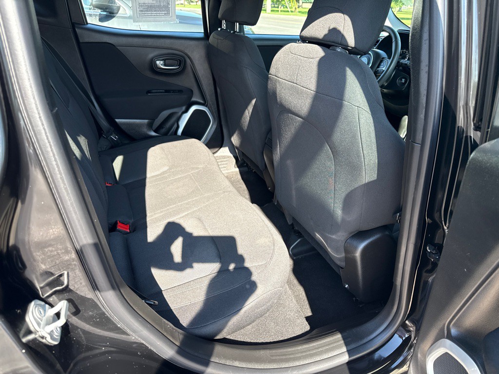 2018 Jeep Renegade Image 15