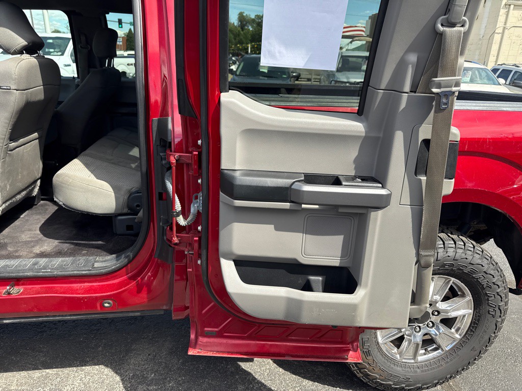2015 Ford F-150 Image 14