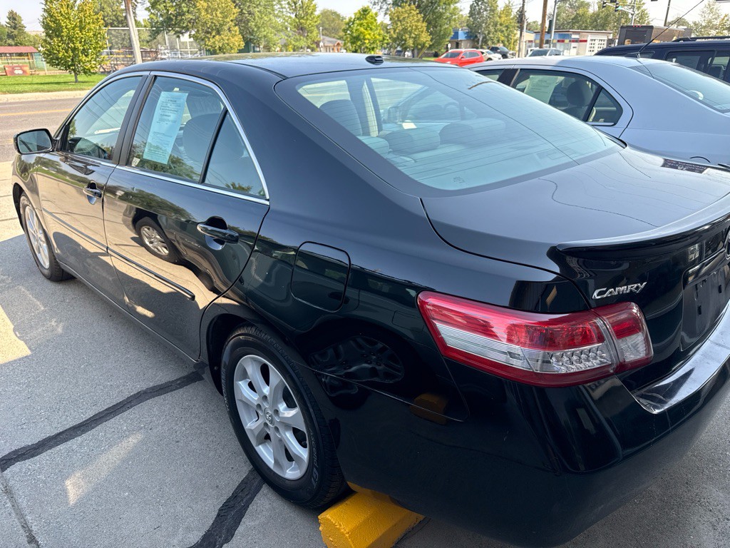 2010 Toyota Camry Image 16