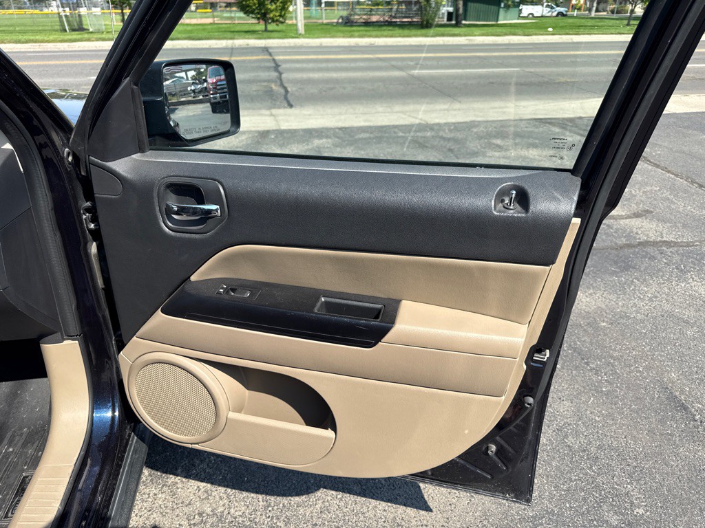 2011 Jeep Patriot Image 20