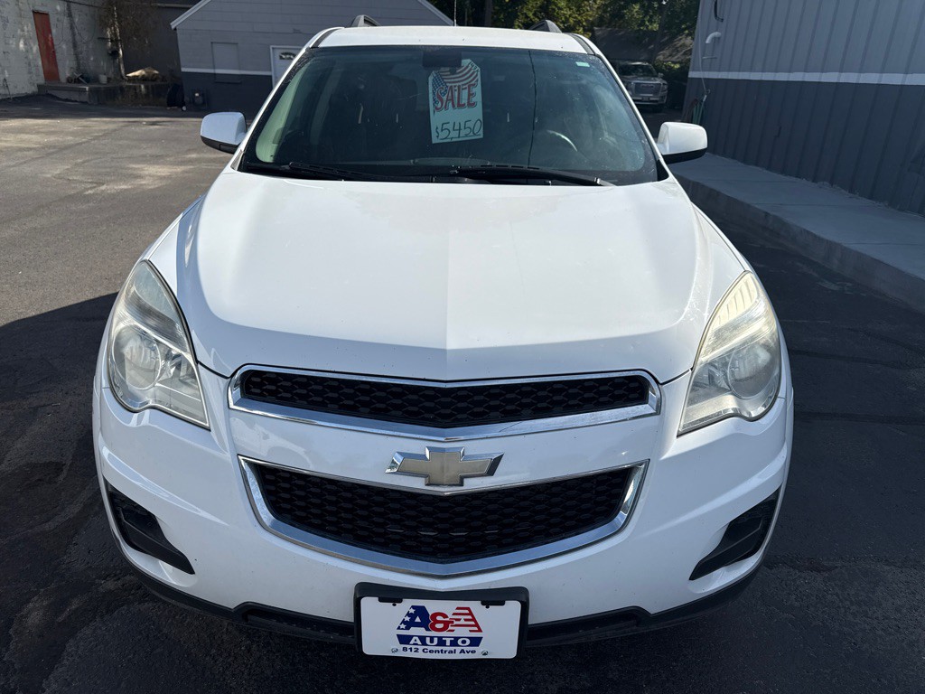 2010 Chevrolet Equinox Image 2