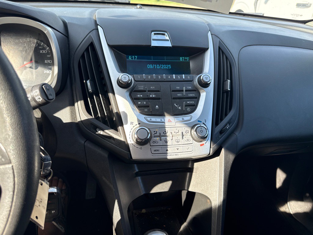 2010 Chevrolet Equinox Image 13