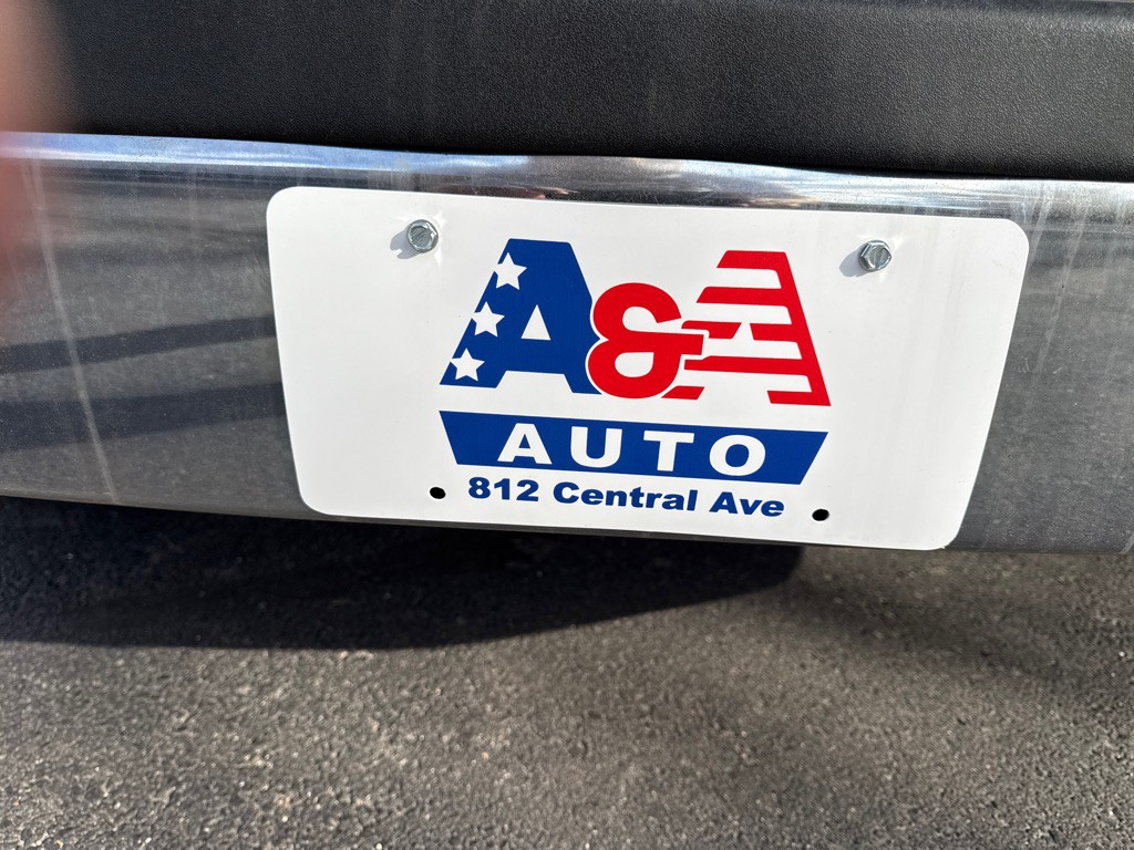 2012 Chevrolet Express Image 3