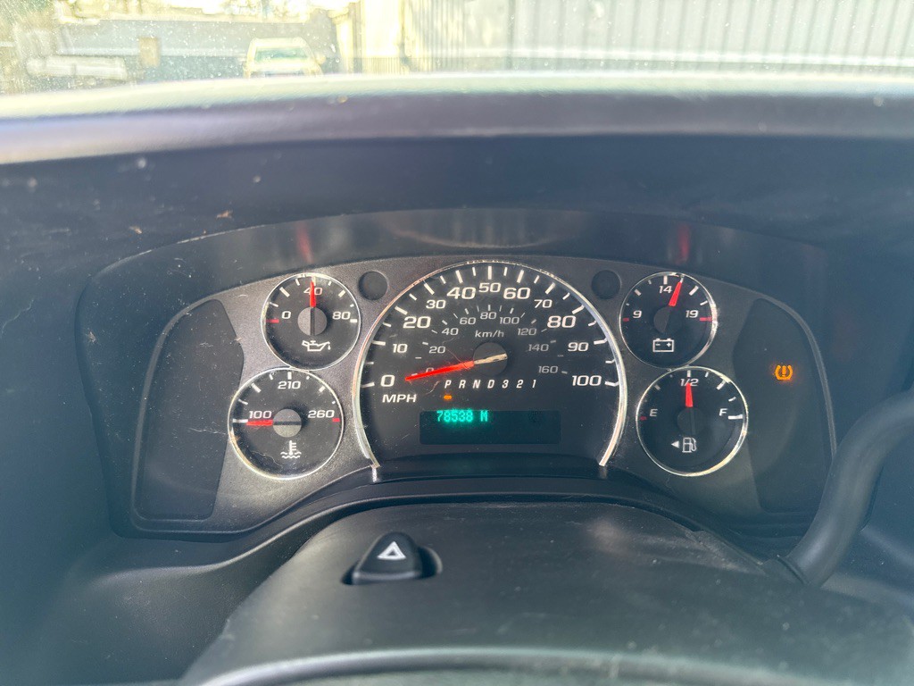 2012 Chevrolet Express Image 13