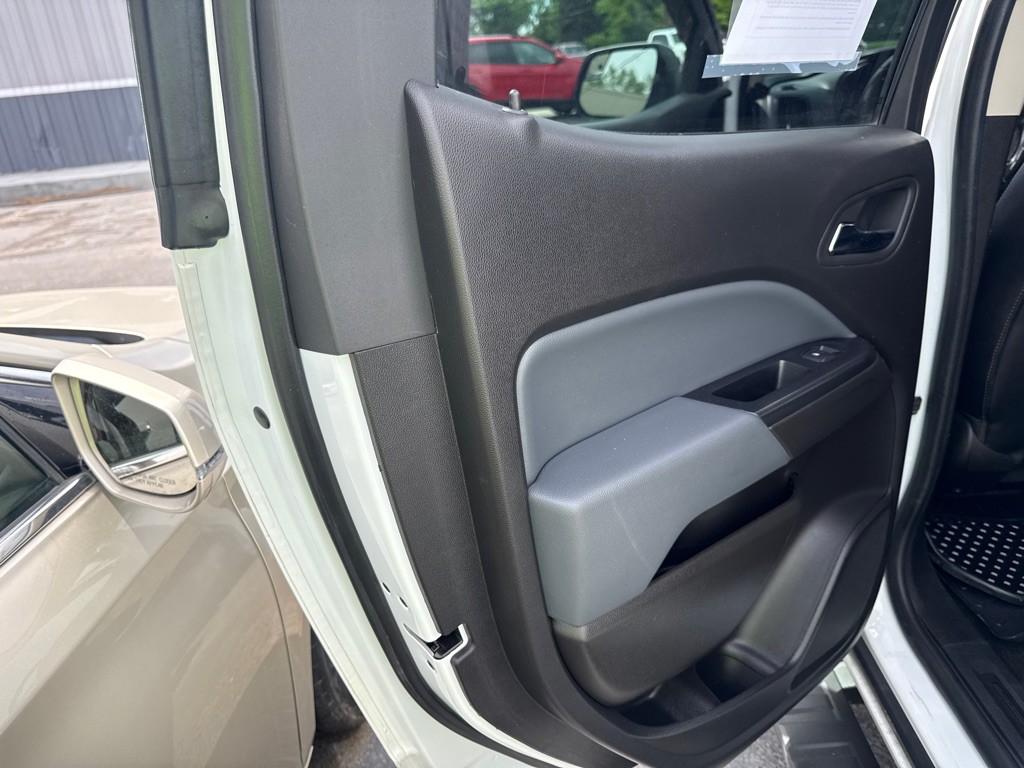 2016 Chevrolet Colorado Image 16