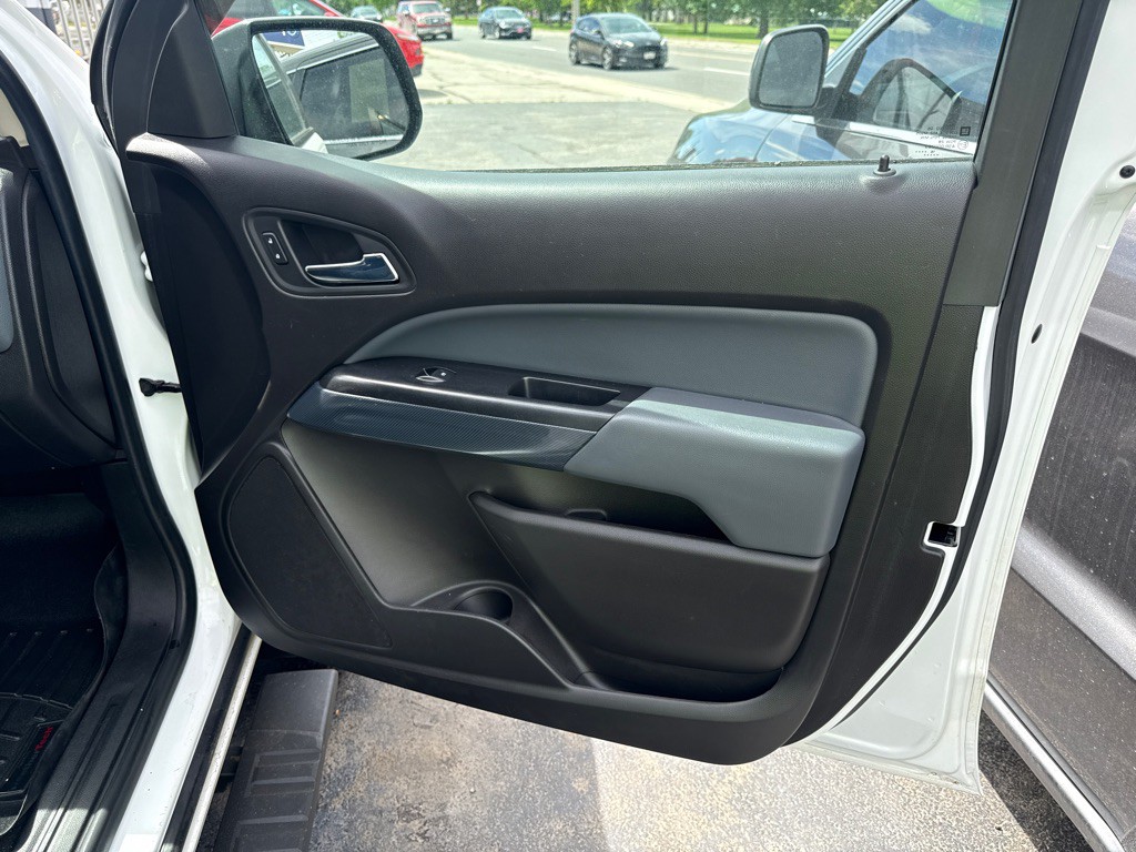 2016 Chevrolet Colorado Image 21