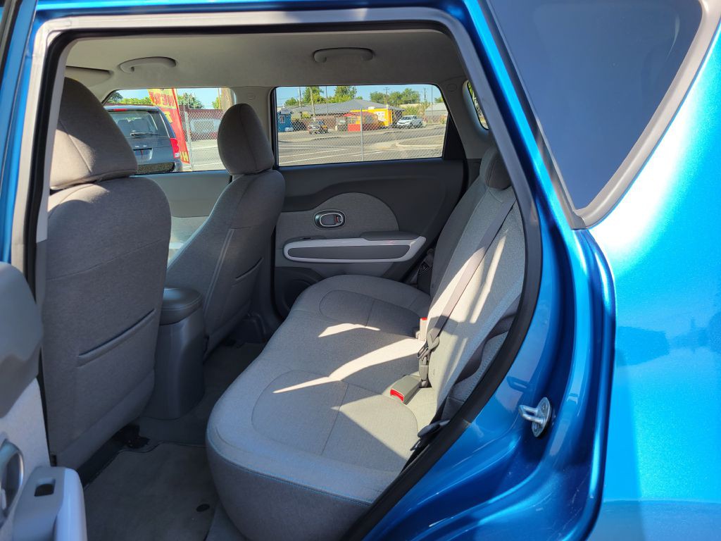 2016 Kia Soul Image 4