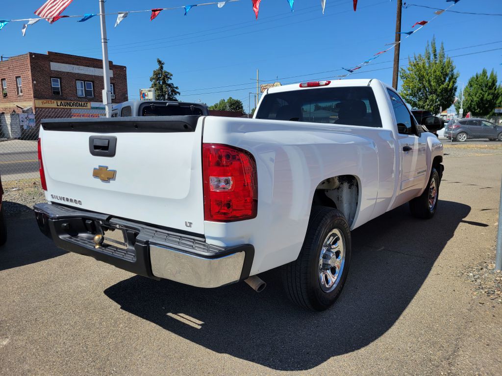 2007 Chevrolet Silverado 1500 Image 2