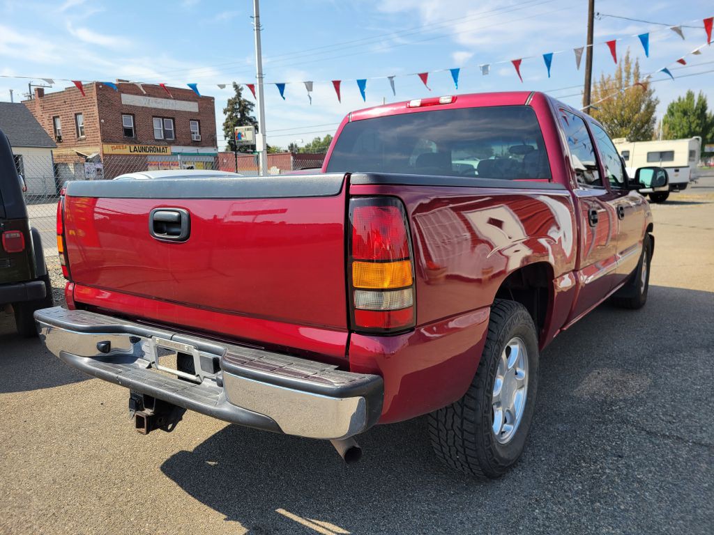 2005 GMC Sierra 1500 Image 4