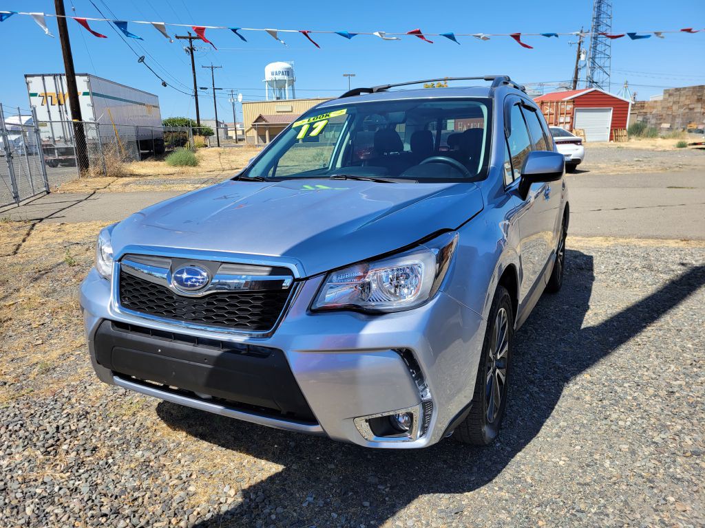 2017 Subaru Forester Image 2