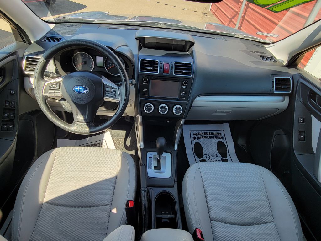2016 Subaru Forester Image 6
