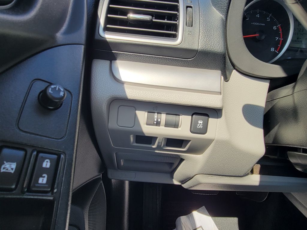 2016 Subaru Forester Image 8