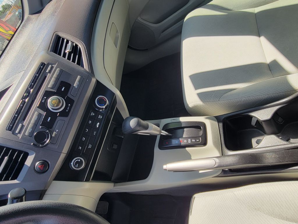 2009 Honda Accord Image 7