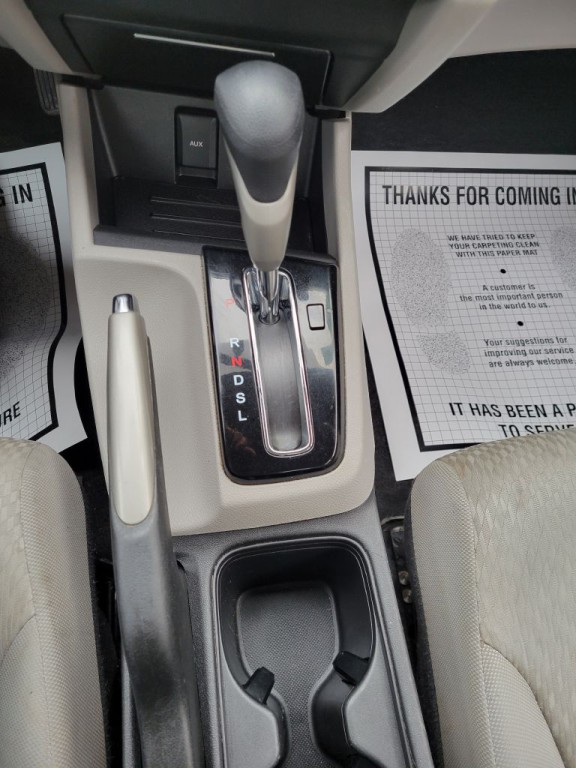 2015 Honda Civic Image 11