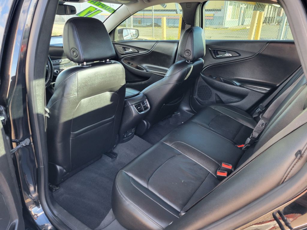 2017 Chevrolet Malibu Image 6