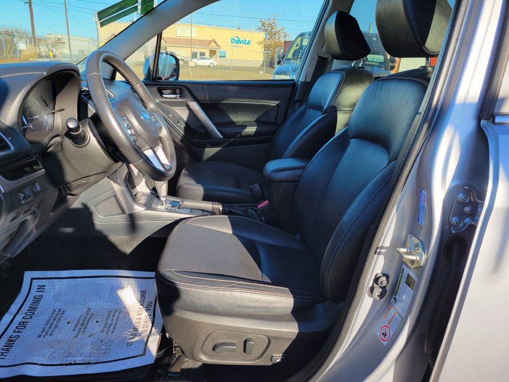 2017 Subaru Forester Image 5