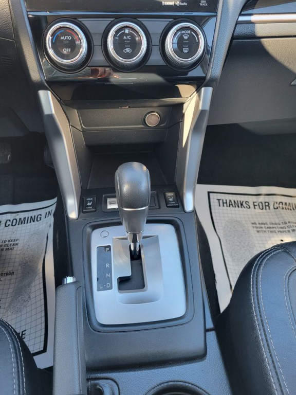 2017 Subaru Forester Image 11