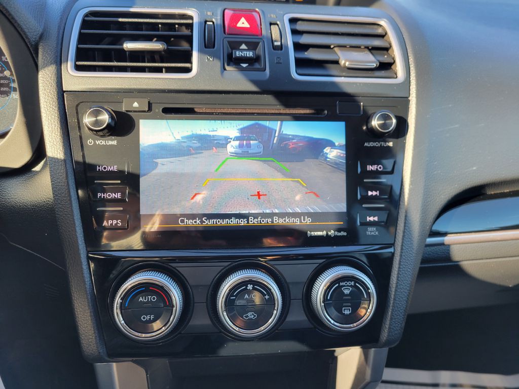 2017 Subaru Forester Image 12