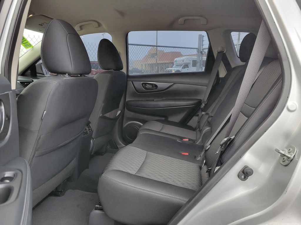 2020 Nissan Rogue Image 7