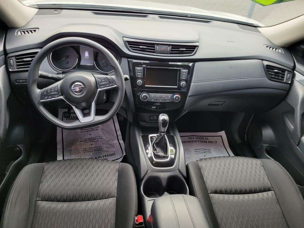 2020 Nissan Rogue Image 8