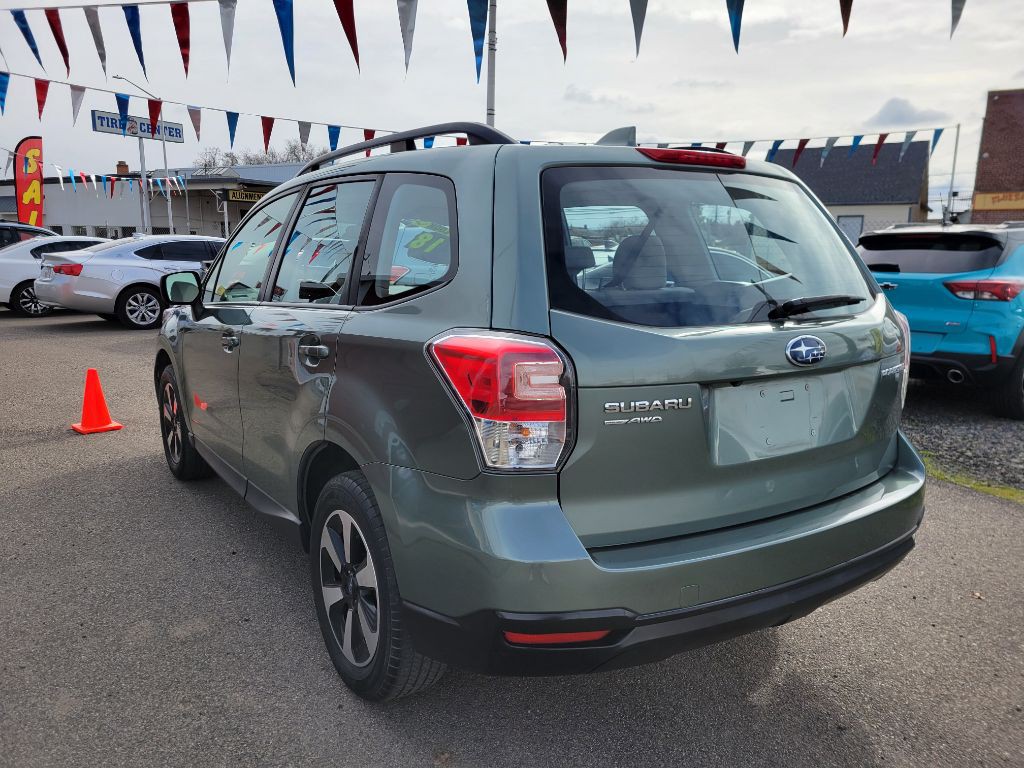 2018 Subaru Forester Image 3
