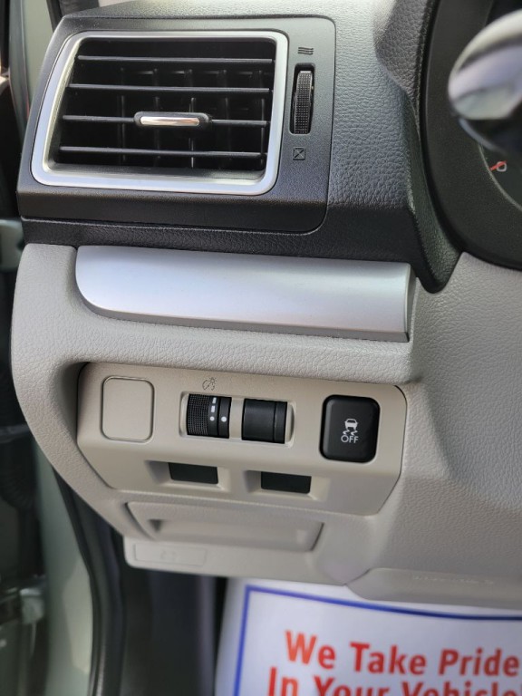 2018 Subaru Forester Image 11