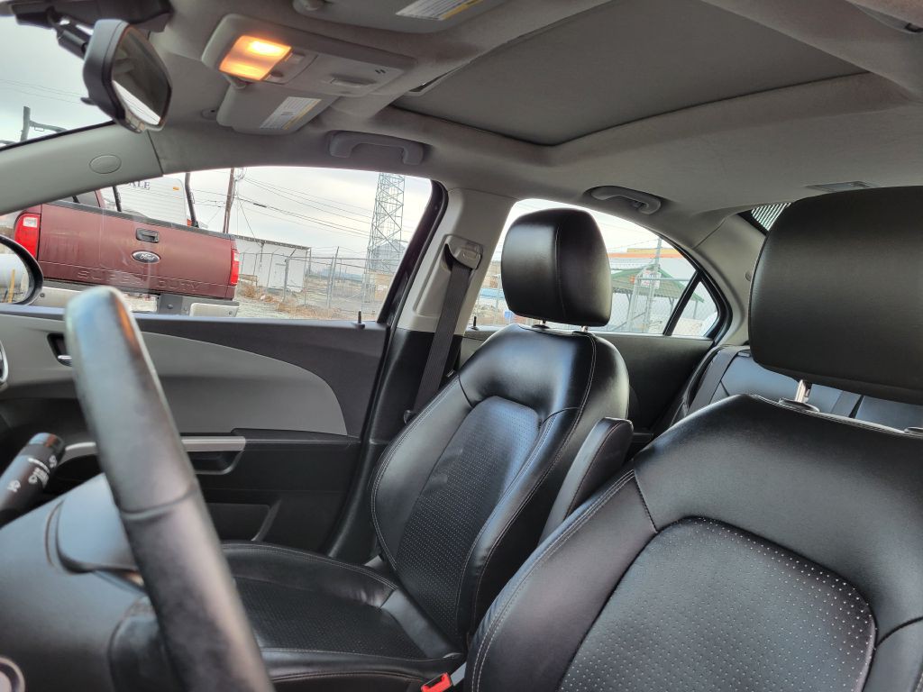 2020 Chevrolet Sonic Image 7