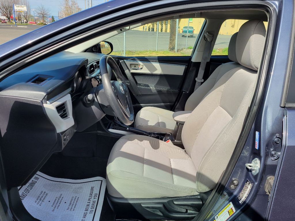 2015 Toyota Corolla Image 7