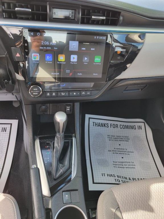 2015 Toyota Corolla Image 11