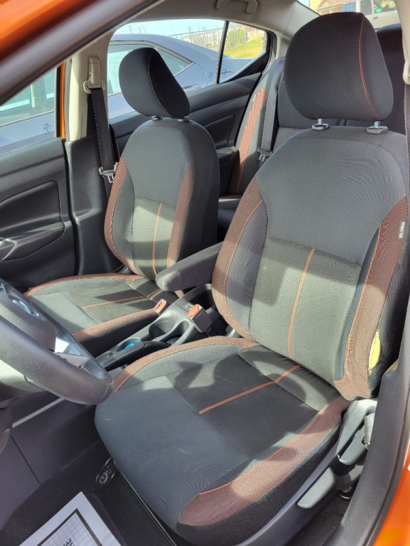 2020 Nissan Versa Image 10