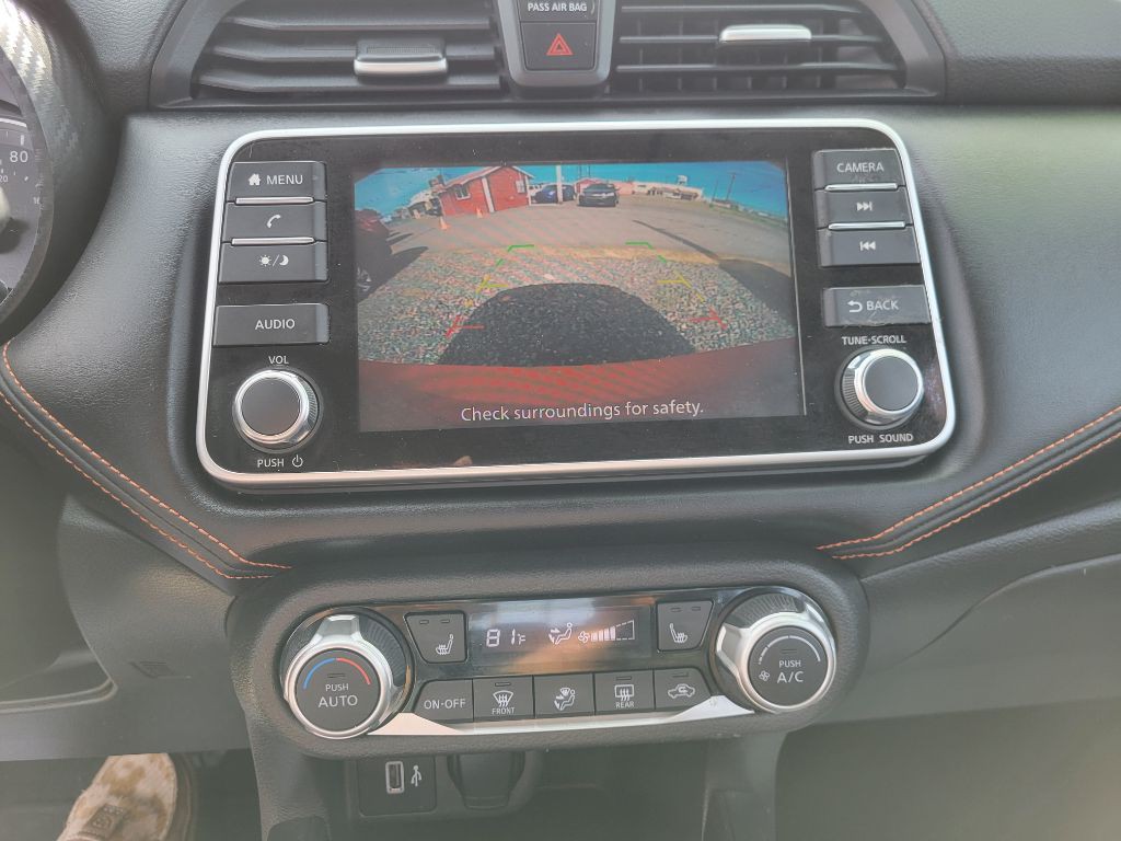 2020 Nissan Versa Image 14