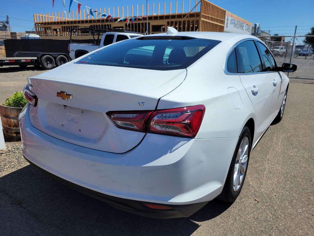 2021 Chevrolet Malibu Image 4
