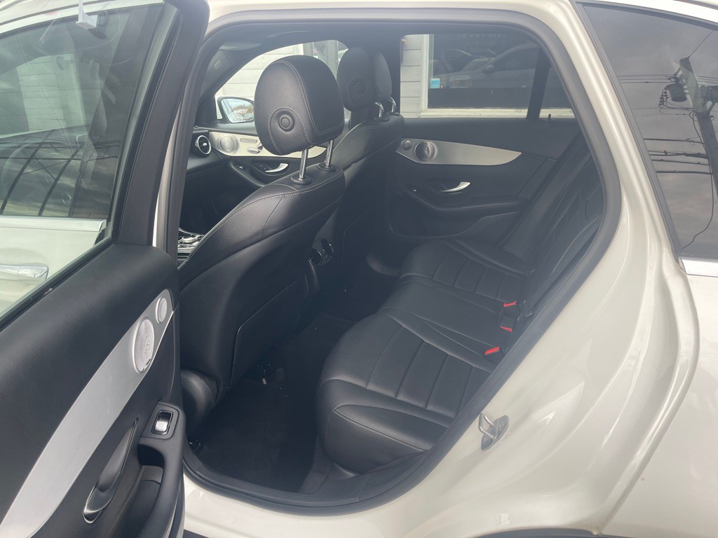 2019 Mercedes-Benz GLC-Class Image 15