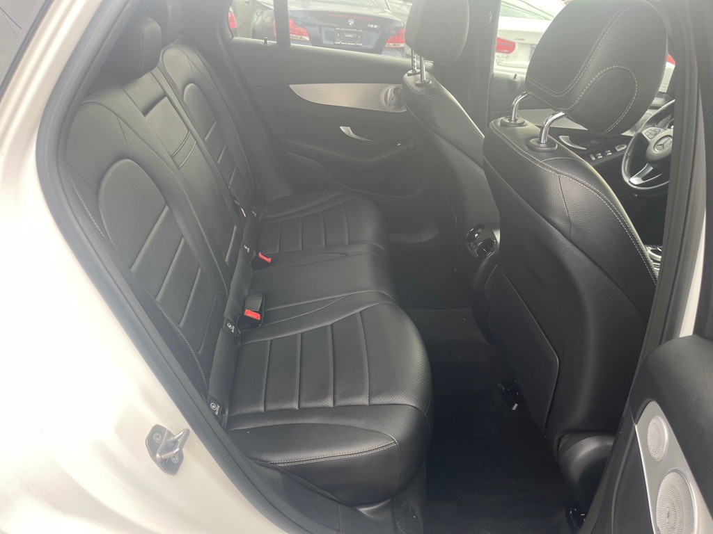 2019 Mercedes-Benz GLC-Class Image 19